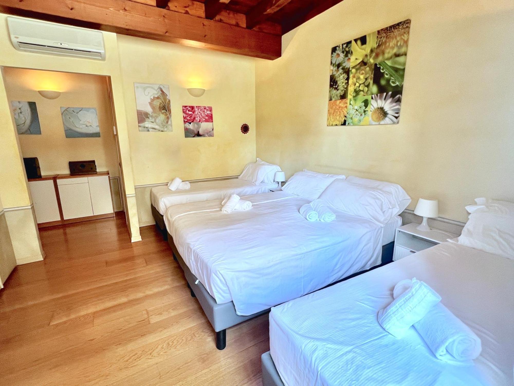 Residence Corte Ferrari -Ciao Vacanze- Moniga del Garda Room photo